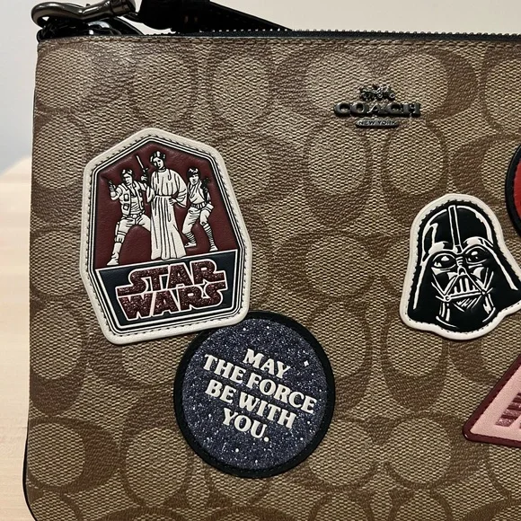Coach Star Wars Large Pouch Wristlet Signature Monogram - Picture 3 of 6
